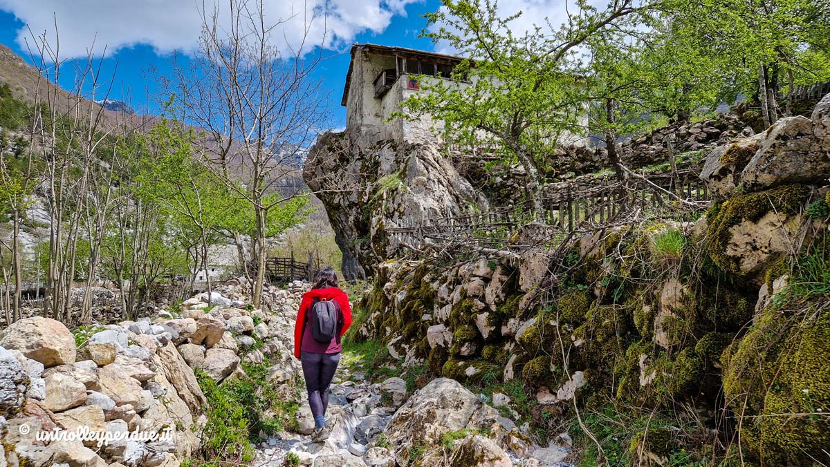 theth albania