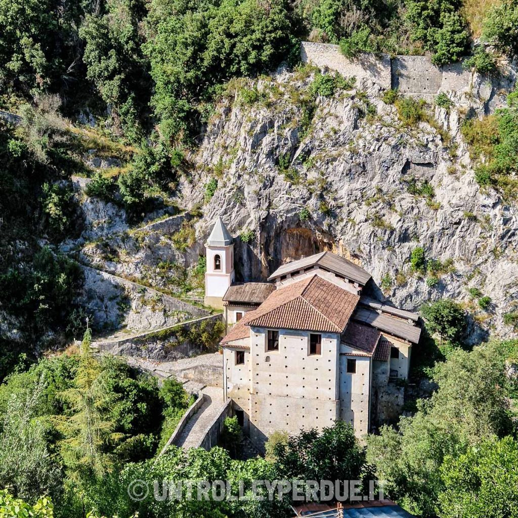 santuario santa maria di costantinopoli pollino