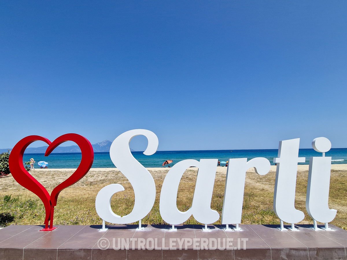 sarti beach sithonia