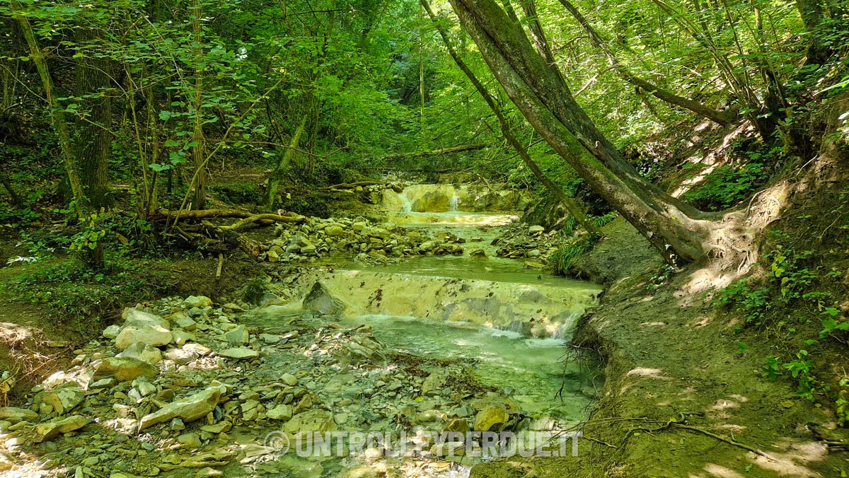 sentiero cascate del bucamante