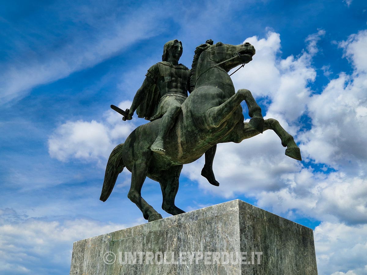 statua di alessandro magno