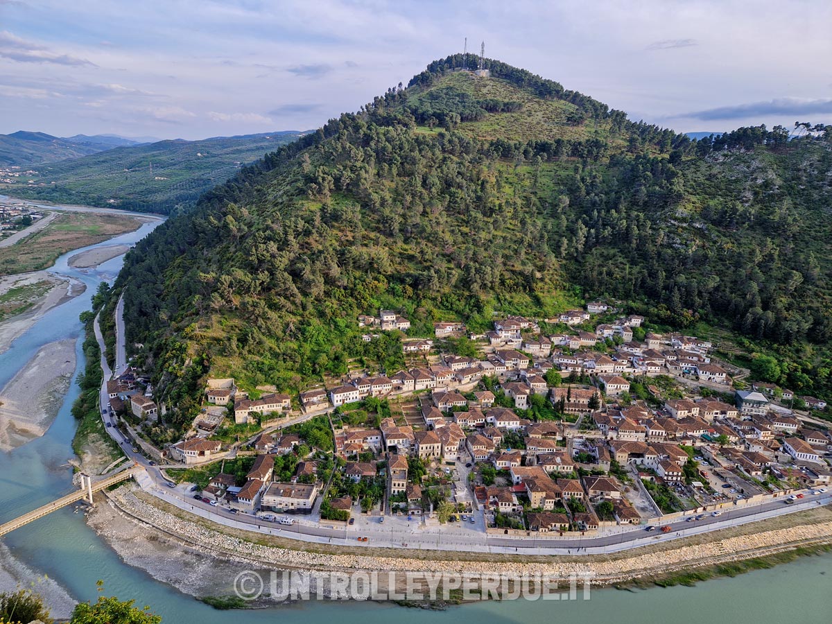 castello di berat albania