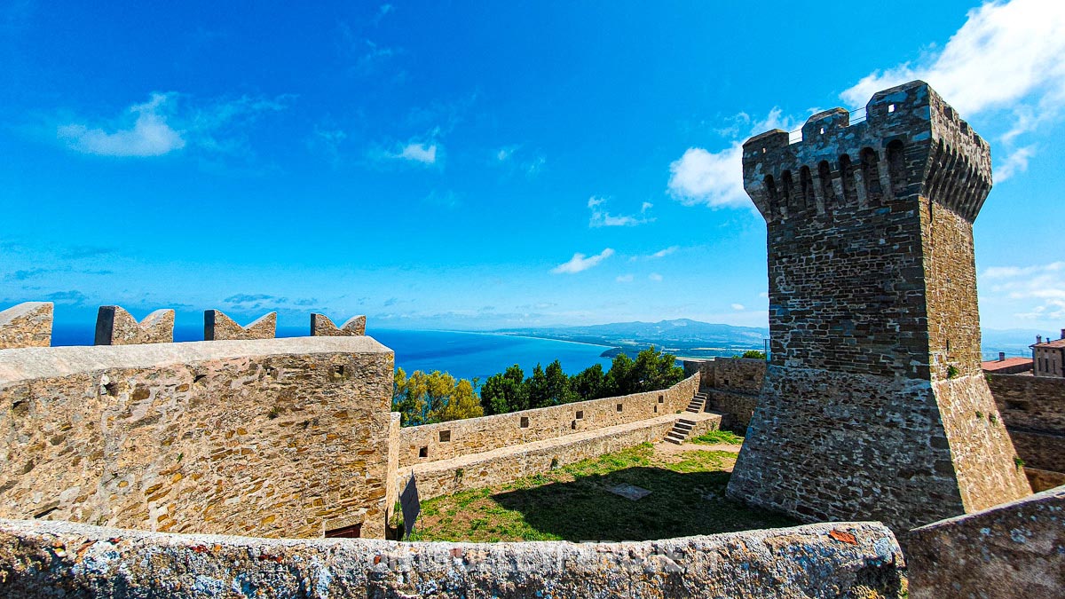 borgo di populonia