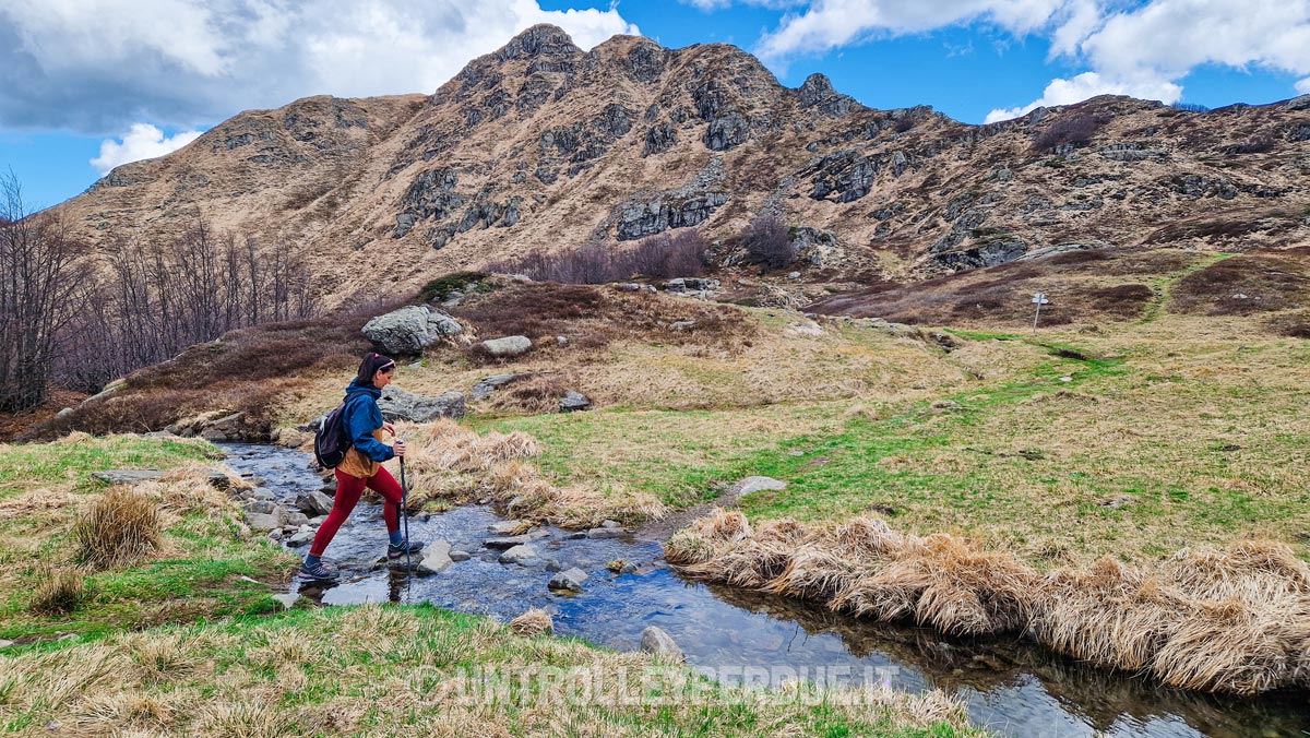 trekking nel parco dei cento laghi