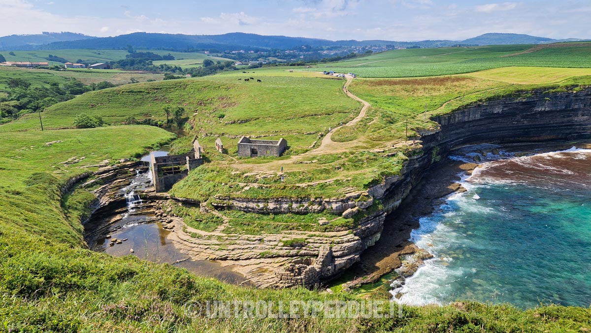 mirador del acantilado el bolao