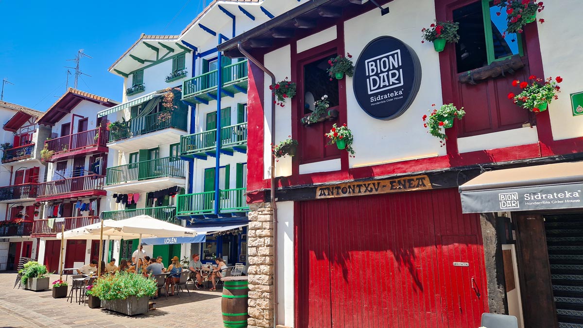 la marina hondarribia