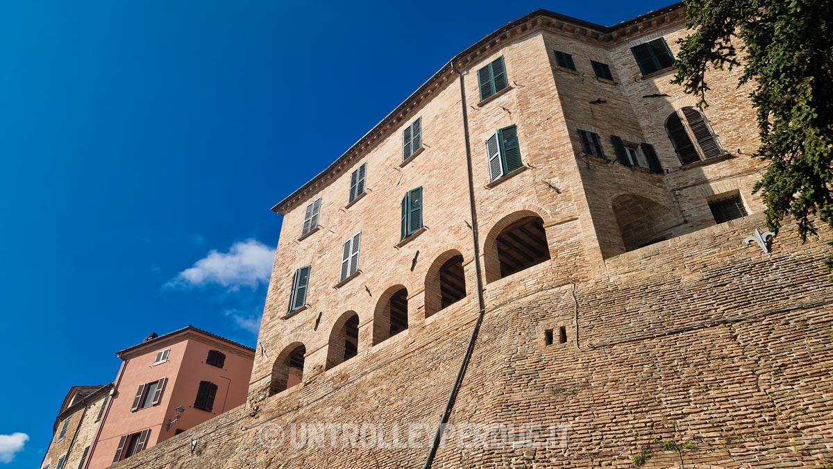 castello di piticchio