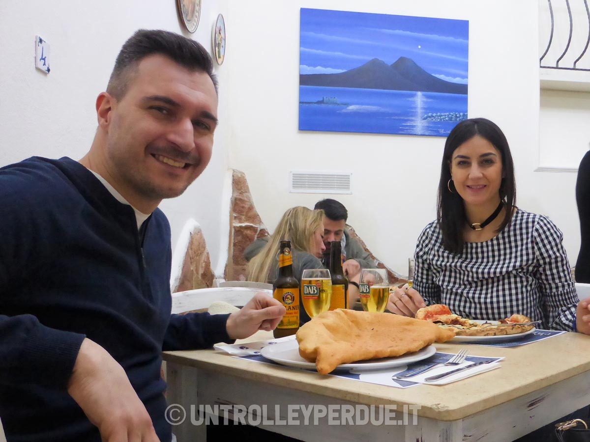 pizza fritta a napoli