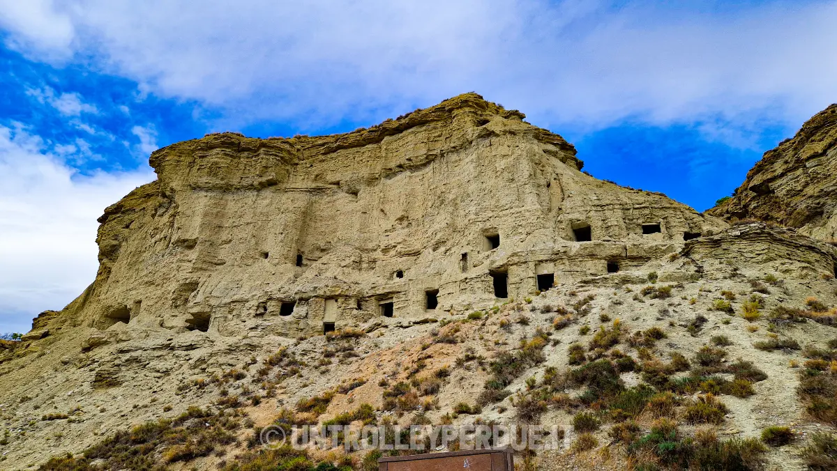 cuevas de arguedas
