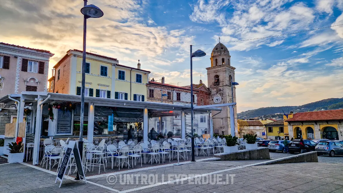 aperitivo a sirolo